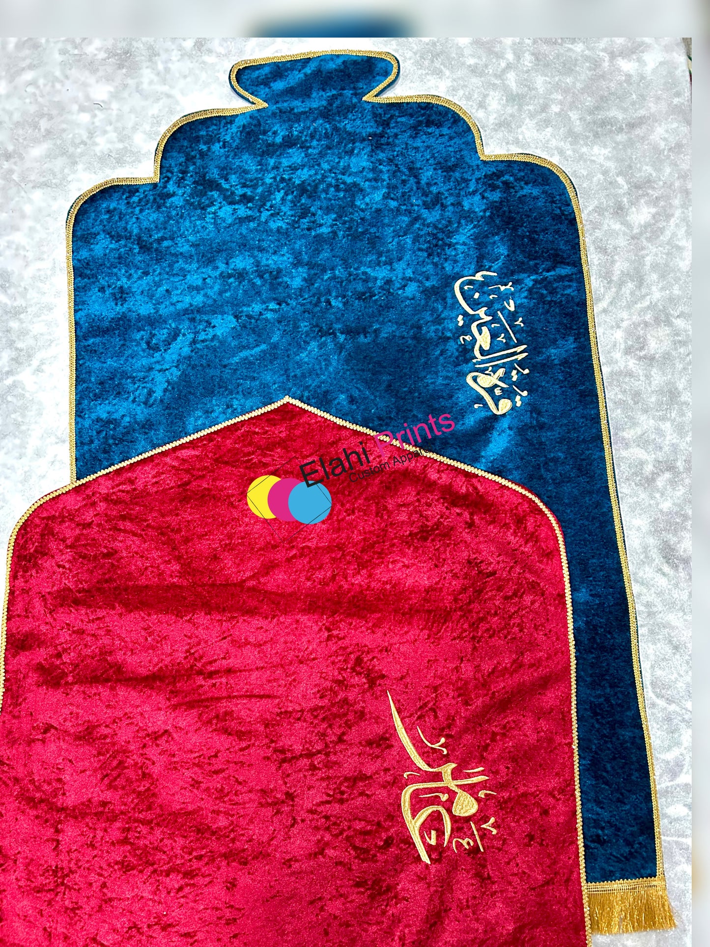 Customized Valvet Embroidery Prayer Rugs (Single Mat)