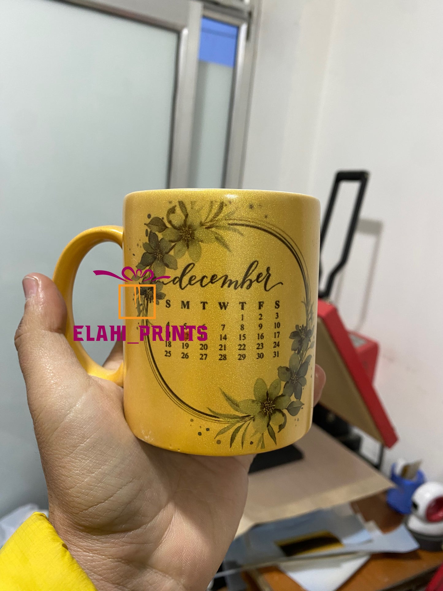 Customized Gold Mugs