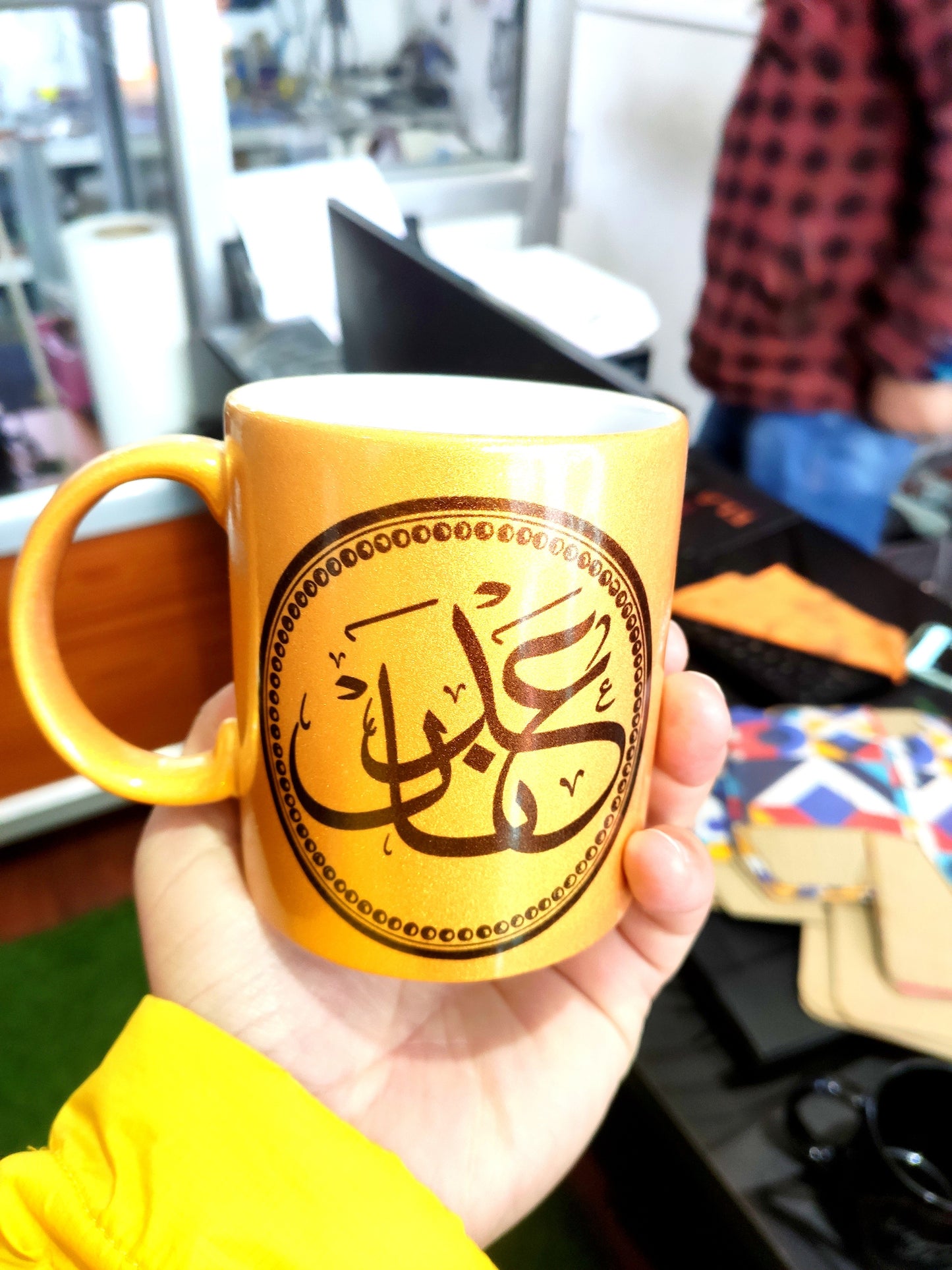 Customized Gold Mugs