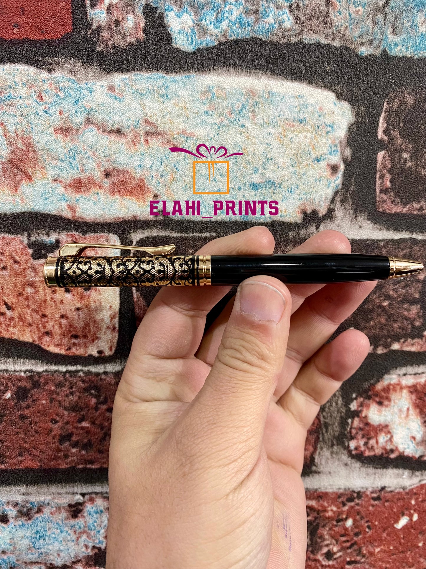 Black Zari Pen